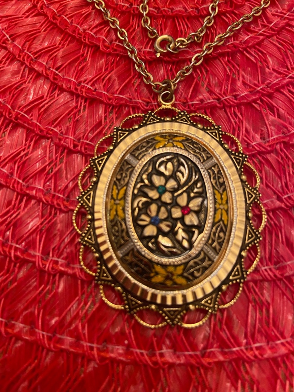 Vintage  Damascene Gold Floral Oval Pendant Necklace with Multicolor Accents